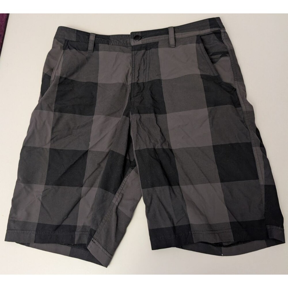 Lululemon Commission Shorts 32 Mens 10" Inseam Gray Black Plaid Buffalo Check AB